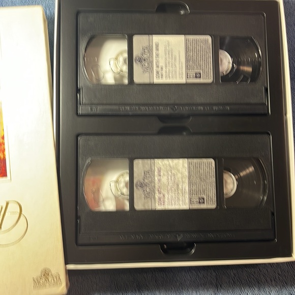 Gone With The Wind Deluxe Edition VHS tapes! In VERY GOOD SHAPE! - Picture 10 of 15